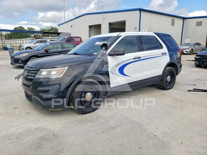 2018 Ford EXPLORER photo