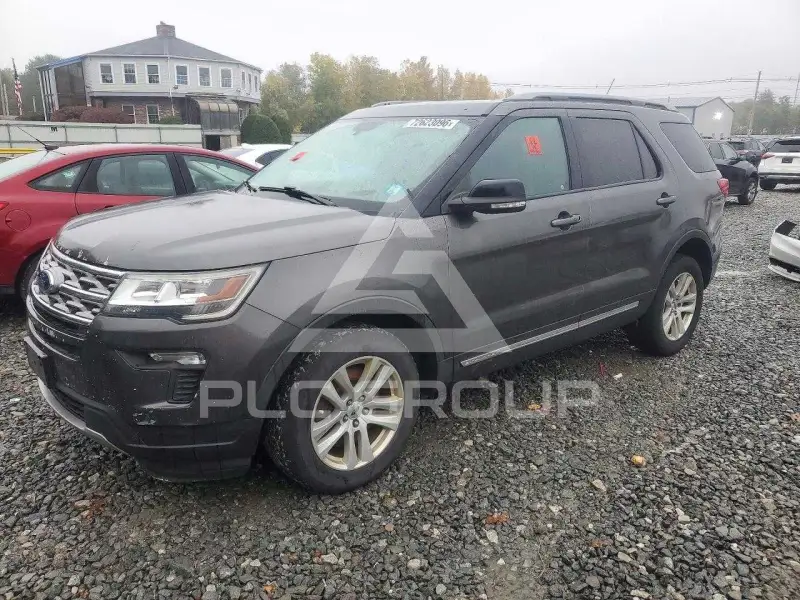 2018 Ford EXPLORER photo