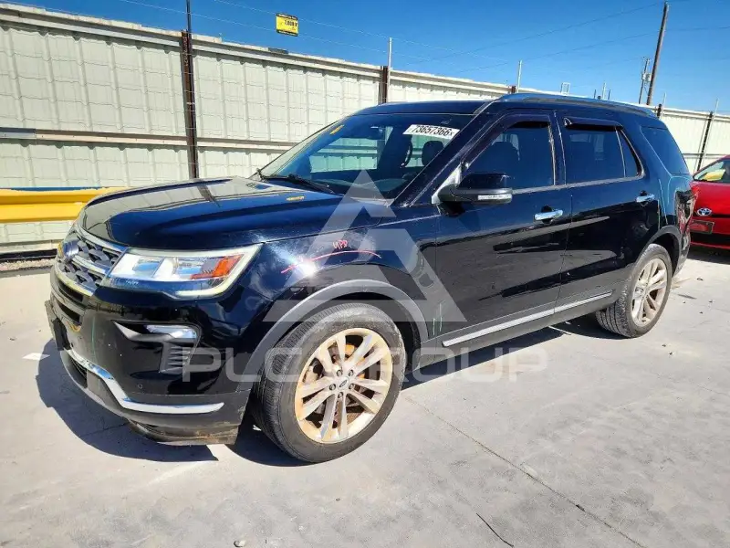 2018 Ford EXPLORER photo