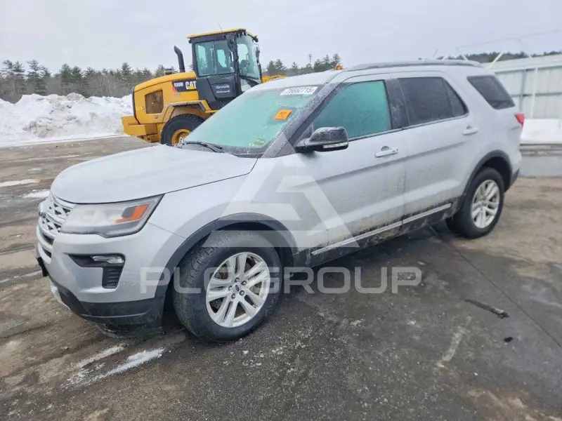 2018 Ford EXPLORER фото