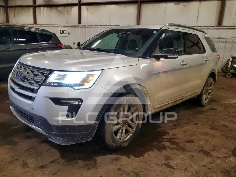 2018 Ford EXPLORER photo