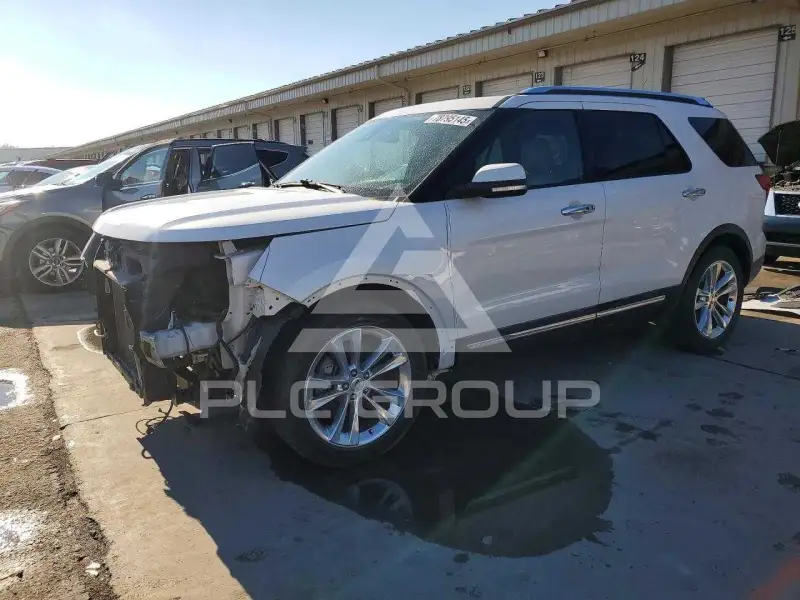 2018 Ford EXPLORER photo