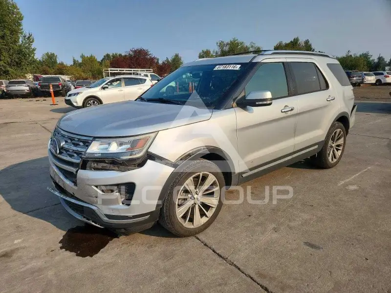 2018 Ford EXPLORER photo