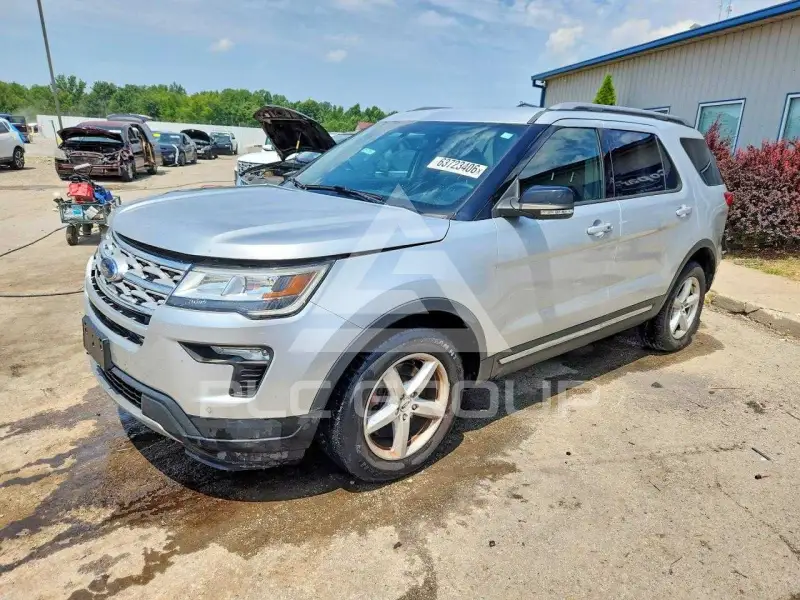 2018 Ford EXPLORER фото
