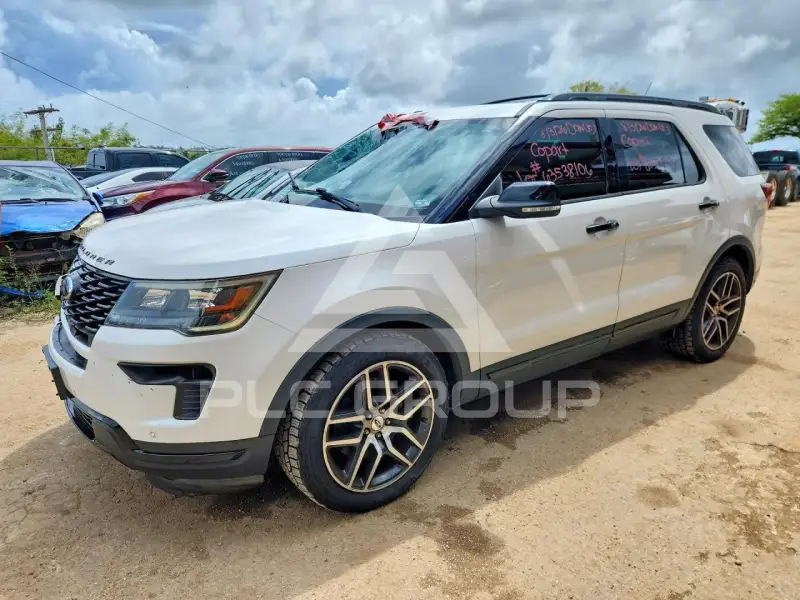 2018 Ford EXPLORER фото