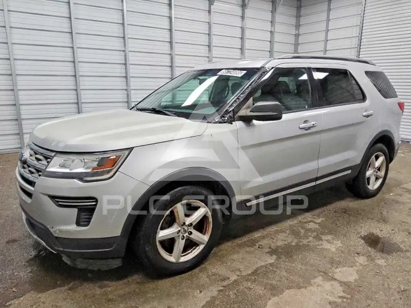 2018 Ford EXPLORER photo