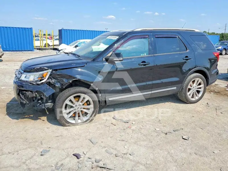 2018 Ford EXPLORER photo