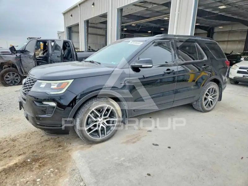 2018 Ford EXPLORER фото