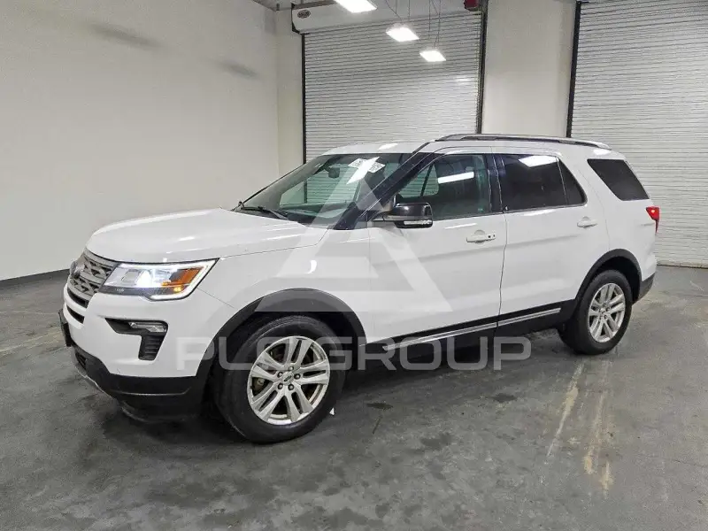 2018 Ford EXPLORER фото