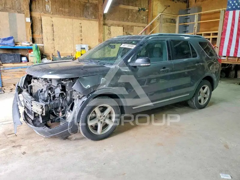2018 Ford EXPLORER photo