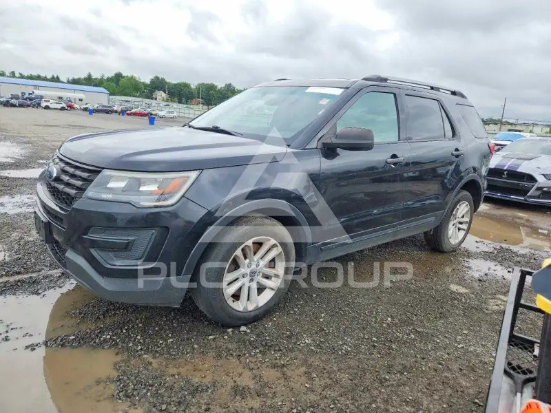 2018 Ford EXPLORER photo