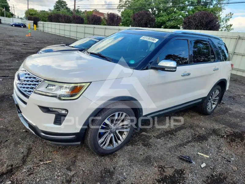 2018 Ford EXPLORER photo