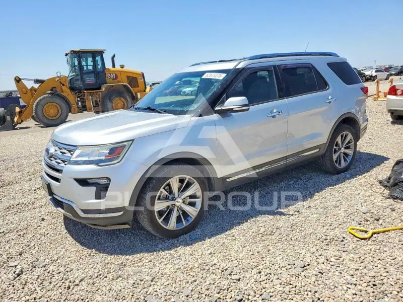 2018 Ford EXPLORER photo