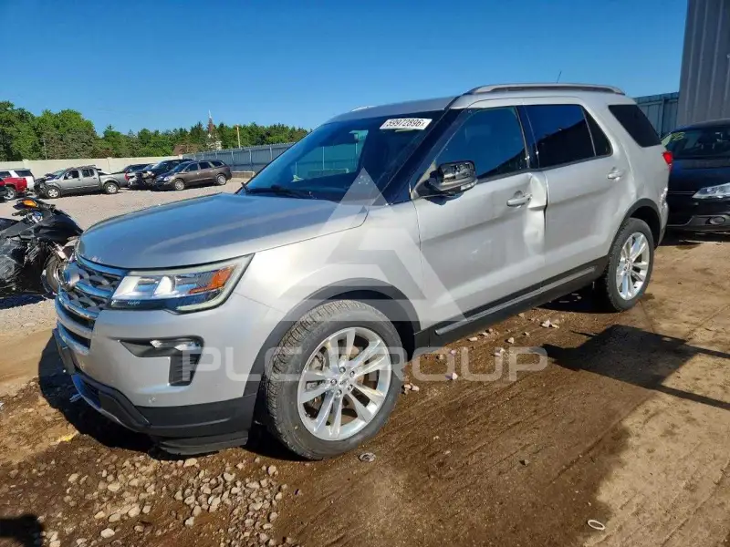 2018 Ford EXPLORER фото