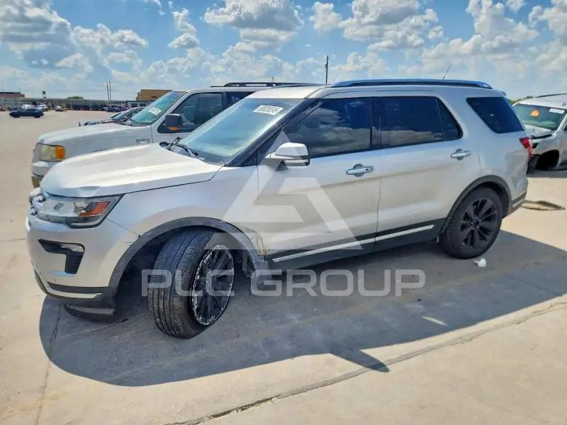 2018 Ford EXPLORER фото