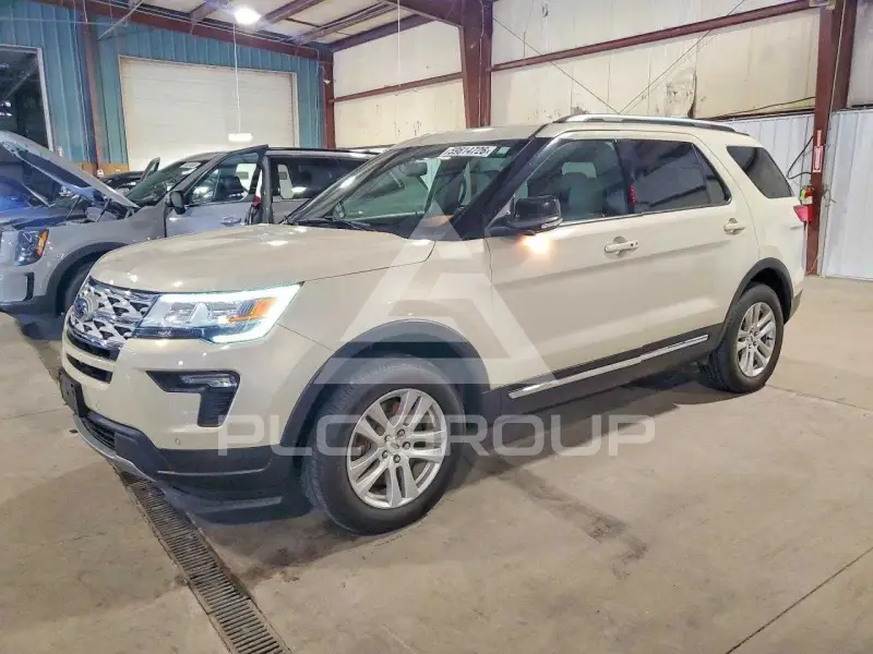2018 Ford EXPLORER photo