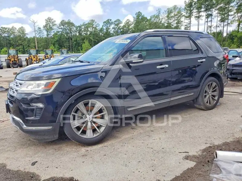 2018 Ford EXPLORER фото