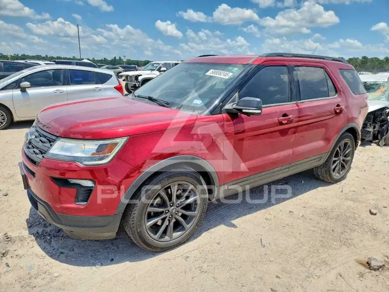 2018 Ford EXPLORER photo