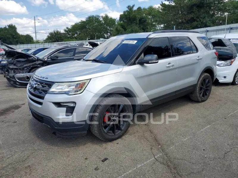 2018 Ford EXPLORER фото