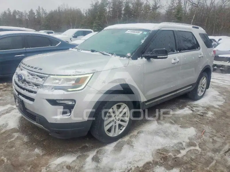 2018 Ford EXPLORER photo