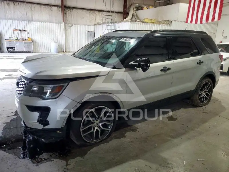 2018 Ford EXPLORER фото