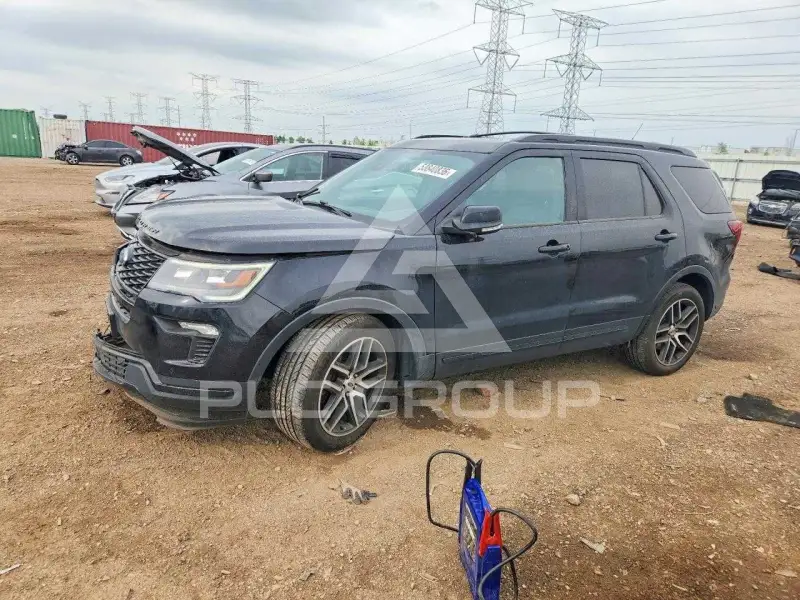 2018 Ford EXPLORER photo