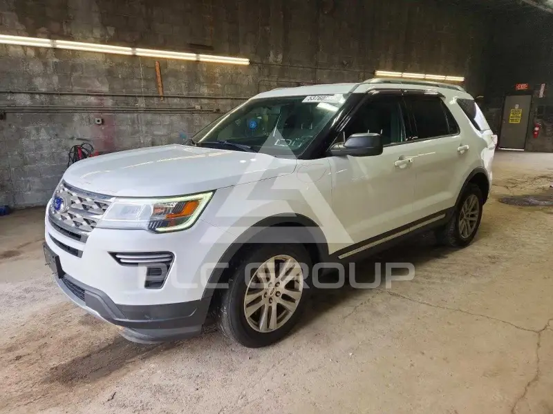 2018 Ford EXPLORER фото