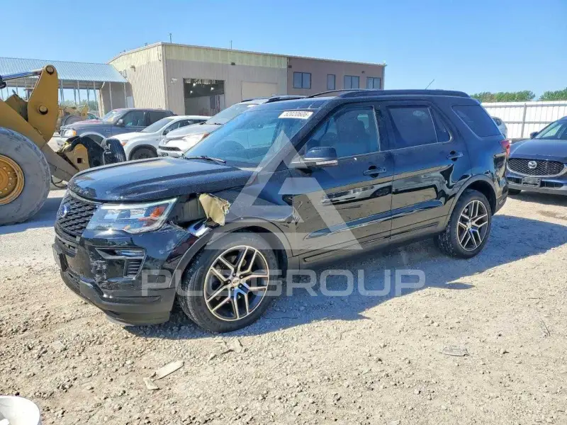 2018 Ford EXPLORER фото