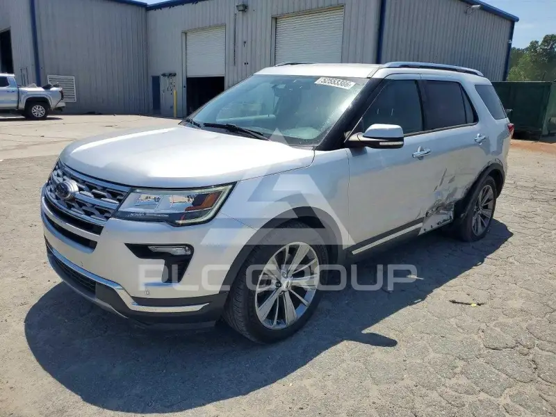 2018 Ford EXPLORER photo