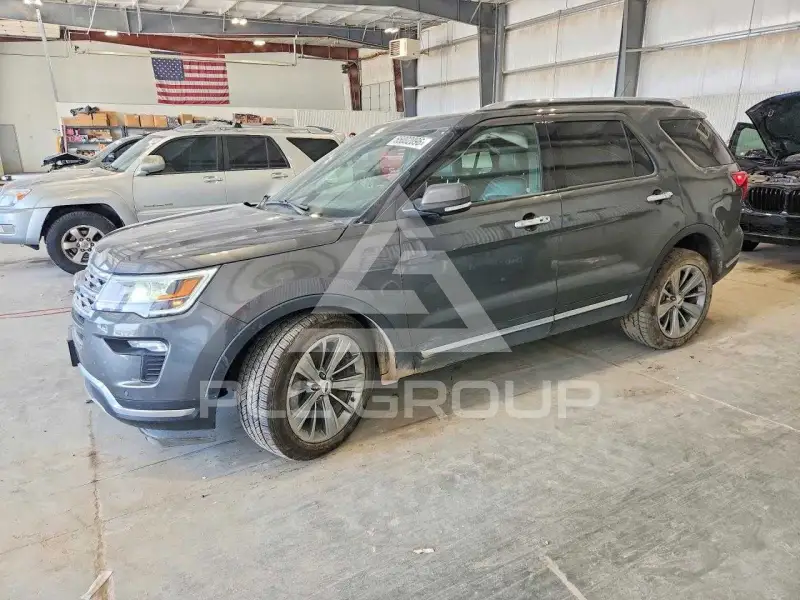 2018 Ford EXPLORER фото