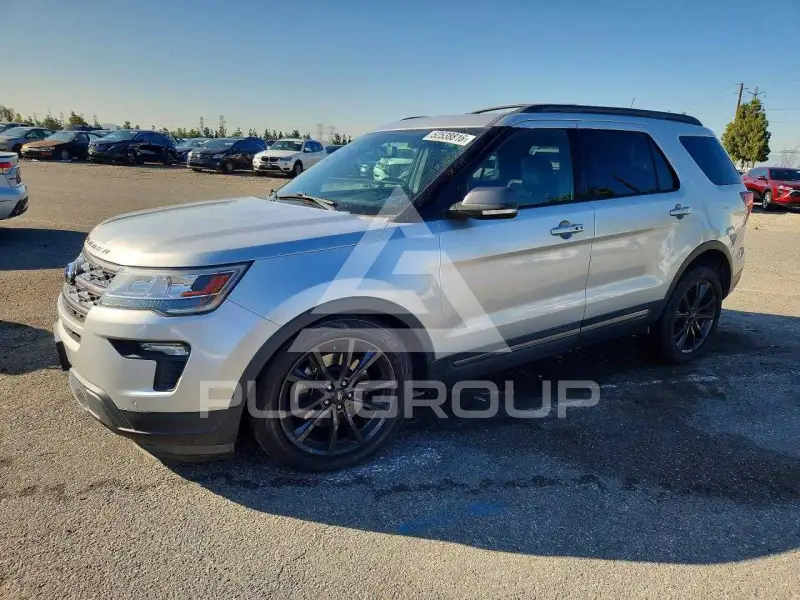2018 Ford EXPLORER photo