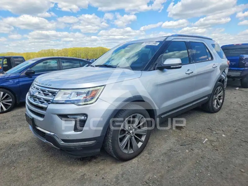 2018 Ford EXPLORER фото