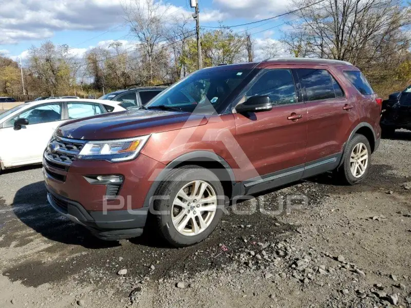 2018 Ford EXPLORER photo