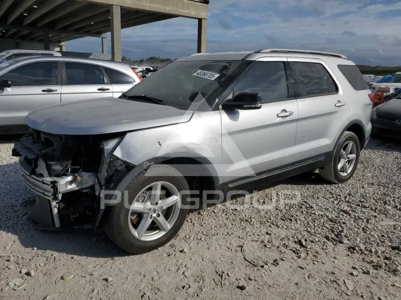 2018 Ford EXPLORER фото