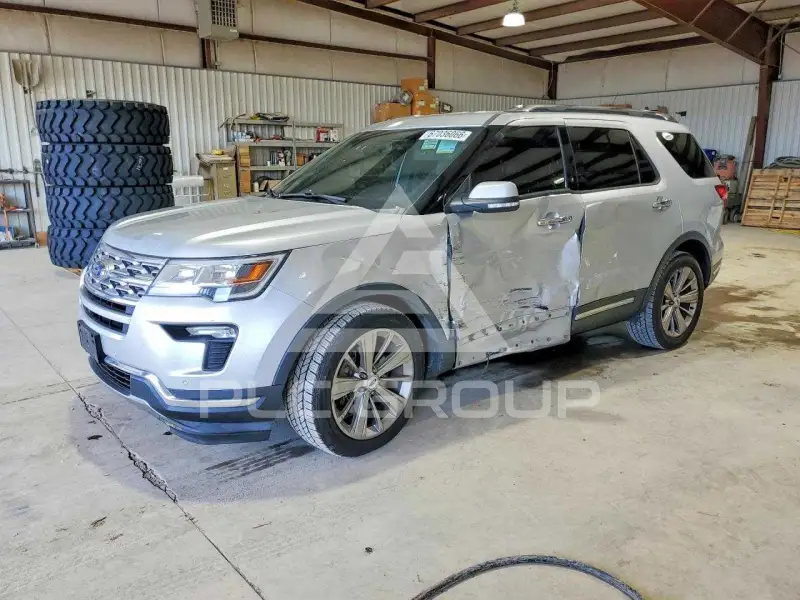 2018 Ford EXPLORER photo
