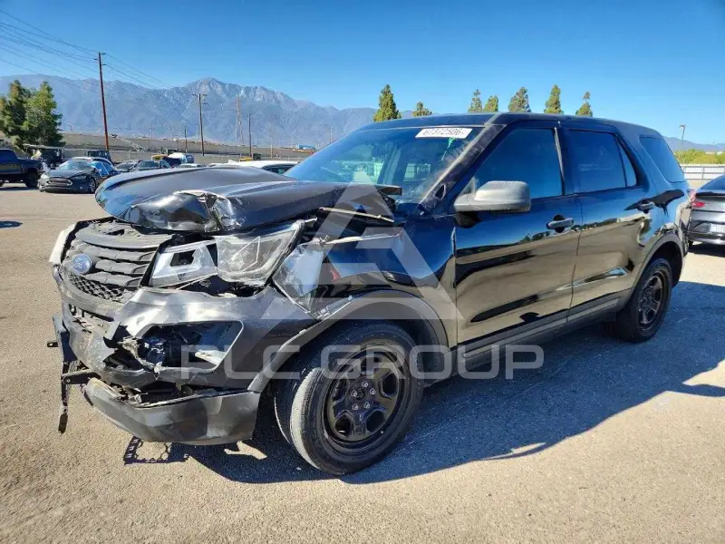 2018 Ford EXPLORER фото