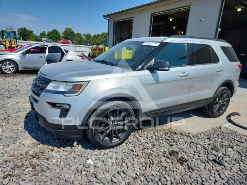 2018 Ford EXPLORER фото