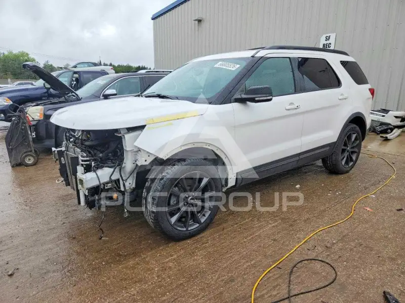 2018 Ford EXPLORER фото