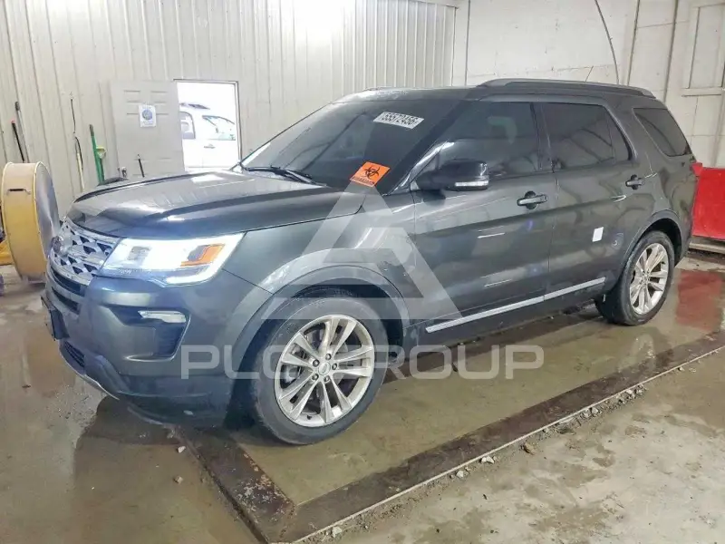2018 Ford EXPLORER photo