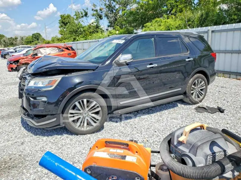 2018 Ford EXPLORER фото