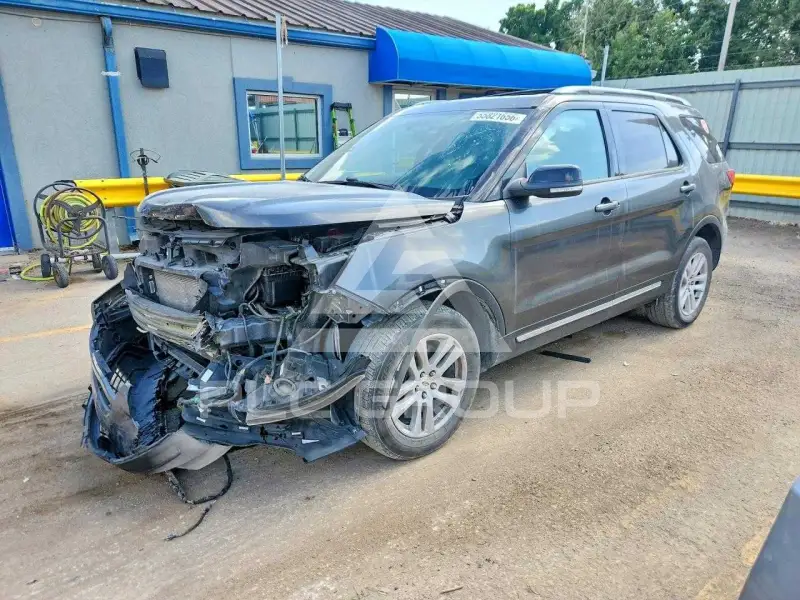 2018 Ford EXPLORER photo