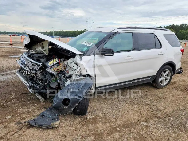 2018 Ford EXPLORER фото