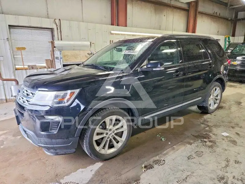 2018 Ford EXPLORER photo