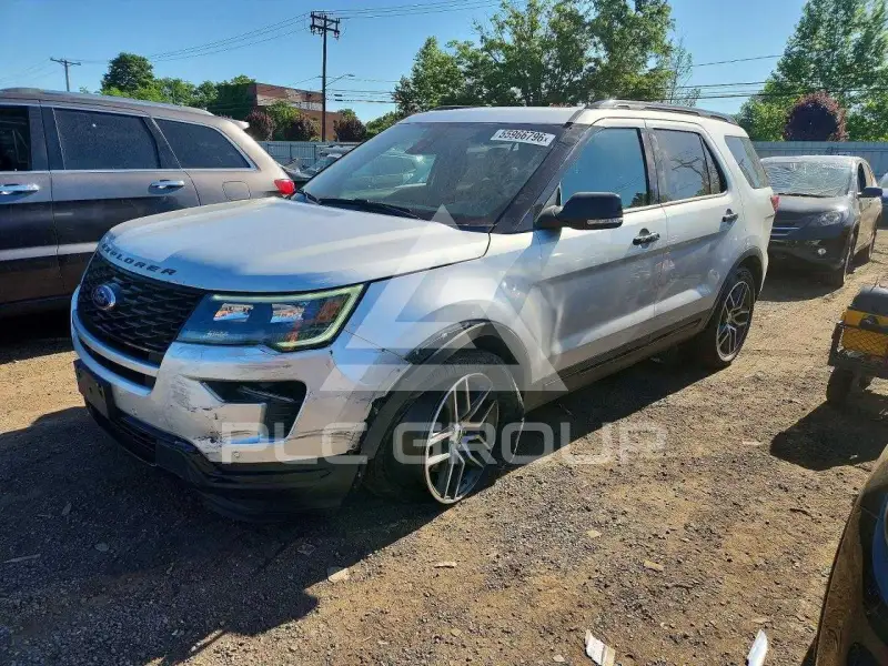 2018 Ford EXPLORER фото