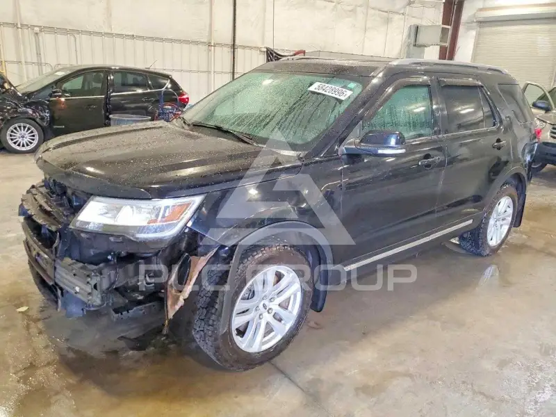 2018 Ford EXPLORER photo