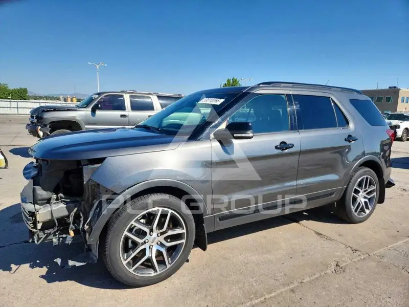 2018 Ford EXPLORER фото