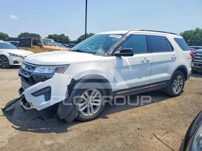 2018 Ford EXPLORER photo