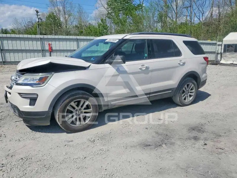 2018 Ford EXPLORER photo