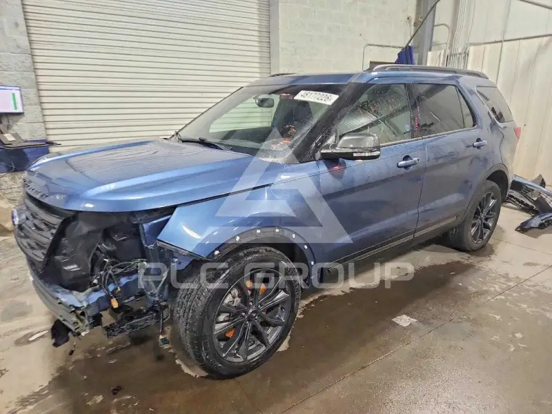 2018 Ford EXPLORER photo