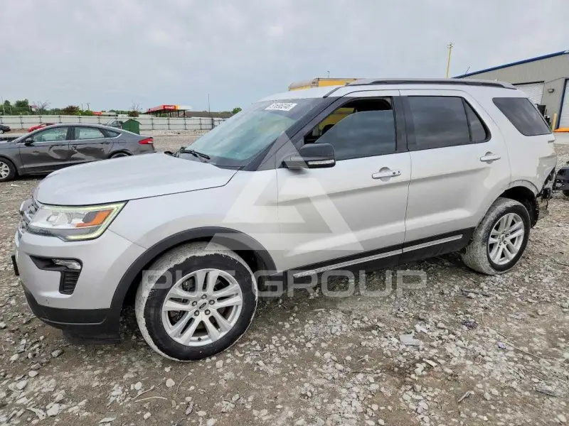 2018 Ford EXPLORER фото